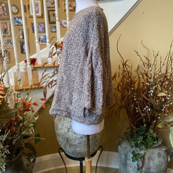 J Jill Medium Brown & Beige Boxy Front Pocket Pullover Sweater - Picture 3 of 5